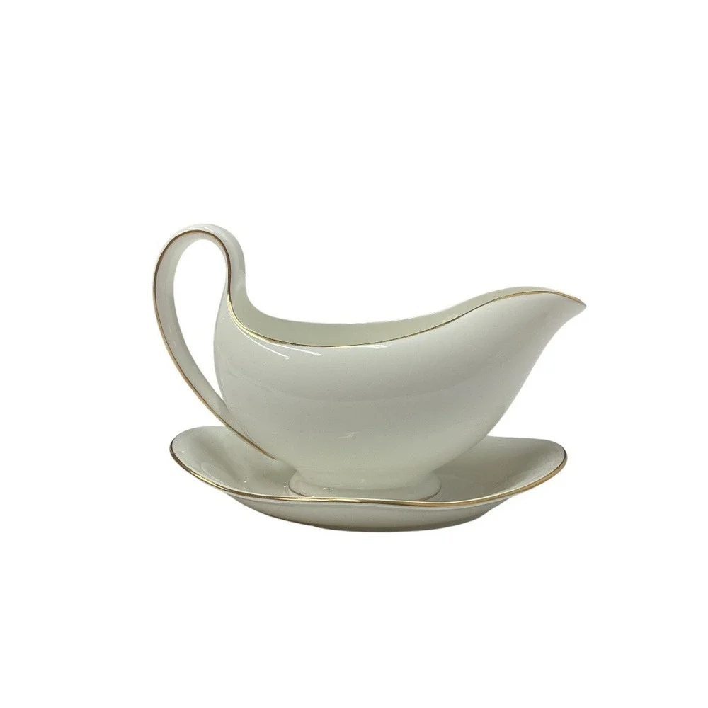 Wedgewood California Bone China Gravy Boat &‎ Underplate England Excellent
